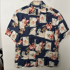 HALF MOON BAY CASUAL HAWAIIAN BUTTON DOWN SZ XL FLORAL/BOATS NWOT EXCELLENT COND